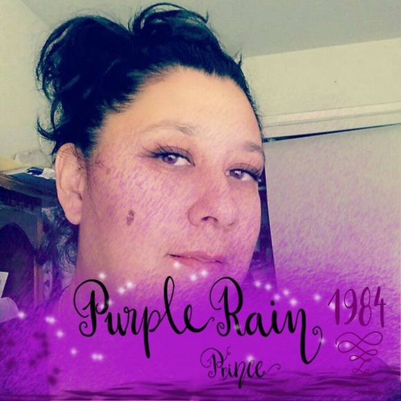 Meet your Posher, Rachel - Picture 1 of 1